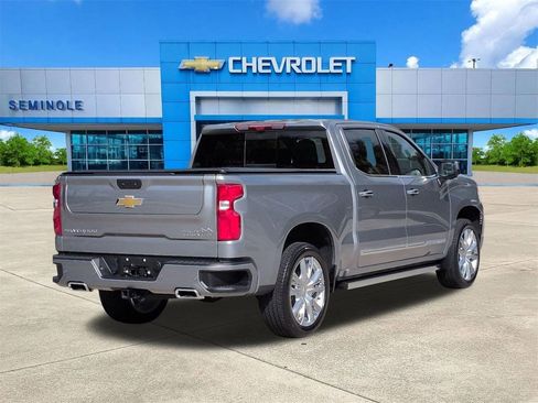 Certified 2025 Chevrolet Silverado 1500 High Country AWD/4WD image 5