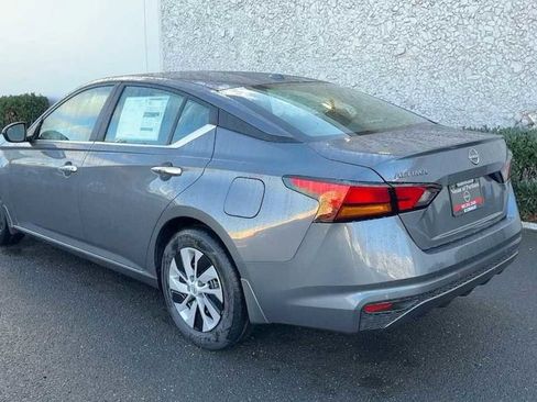 New 2025 Nissan Altima 2.5 S image 9