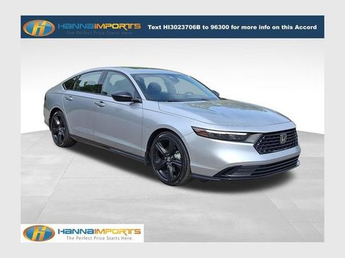 Used 2023 Honda Accord Sport image 1