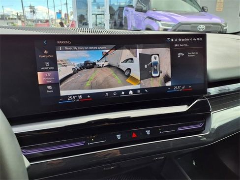 Used 2025 BMW 530i xDrive image 19