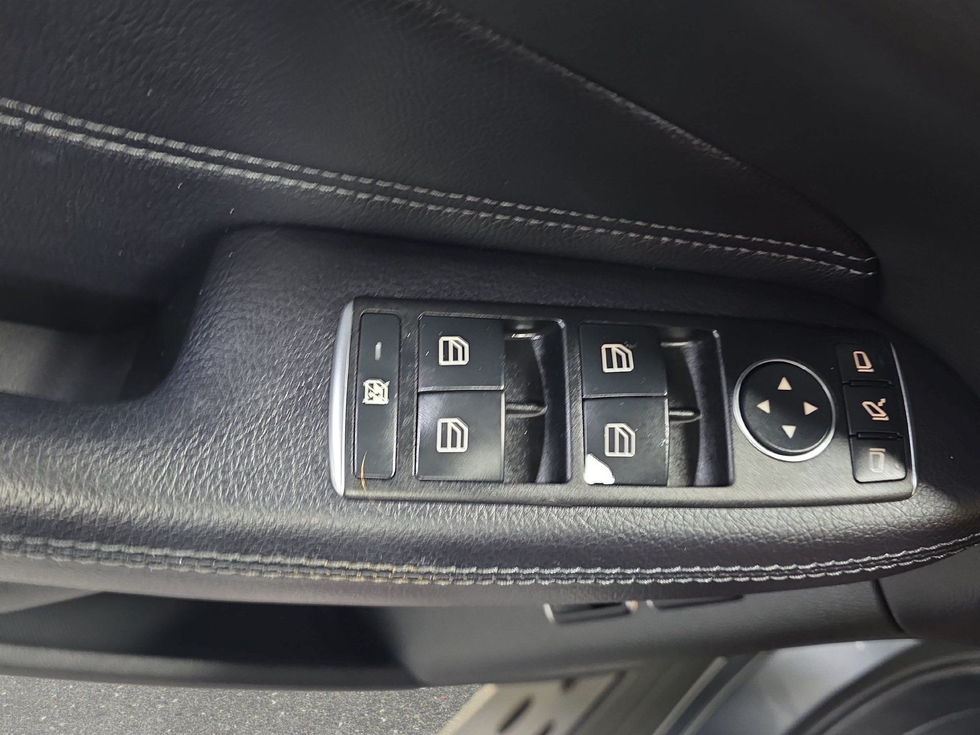 Certified 2019 Mercedes-Benz GLS 450 4MATIC image 27