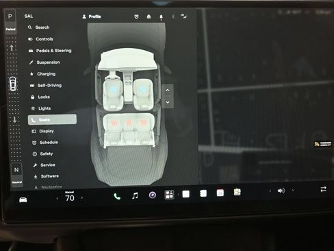 Used 2022 Tesla Model S AWD/4WD image 22