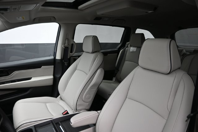 New 2027 Honda Odyssey Touring image 20