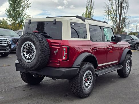 New 2026 Ford Bronco Outer Banks w/ Sasquatch Package AWD/4WD image 5