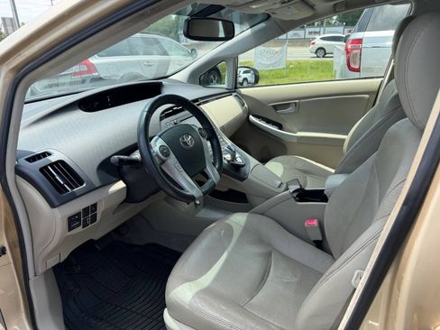 Used 2010 Toyota Prius Five FWD image 7