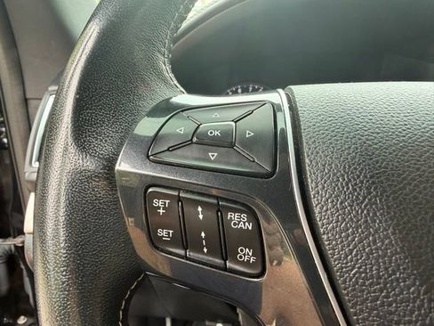Used 2018 Ford Explorer Platinum AWD/4WD image 21