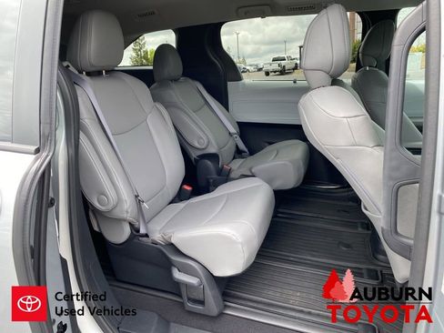 Certified 2025 Toyota Sienna XLE AWD/4WD image 19