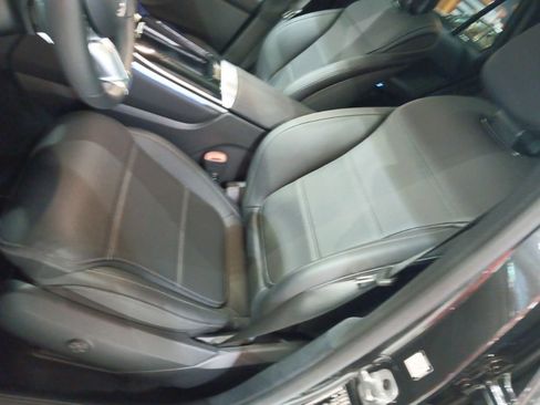 Used 2026 Mercedes-Benz GLC 300 4MATIC image 6