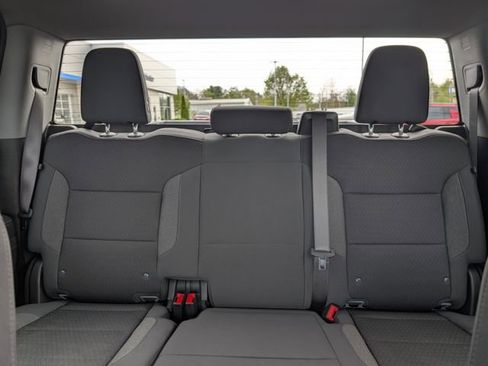 Used 2024 Chevrolet Silverado 1500 LT AWD/4WD image 16