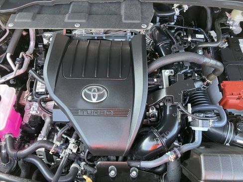 Certified 2025 Toyota Grand Highlander FWD image 18