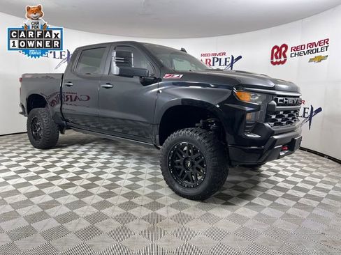 Used 2024 Chevrolet Silverado 1500 Custom Trail Boss AWD/4WD image 1