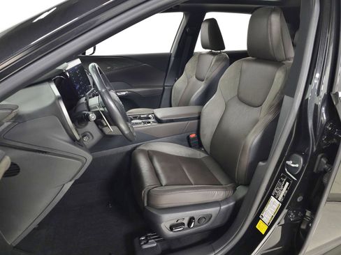 Used 2024 Lexus RX 350 AWD w/ Convenience Package image 18