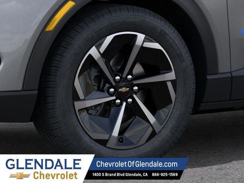New 2026 Chevrolet Equinox EV LT FWD image 9