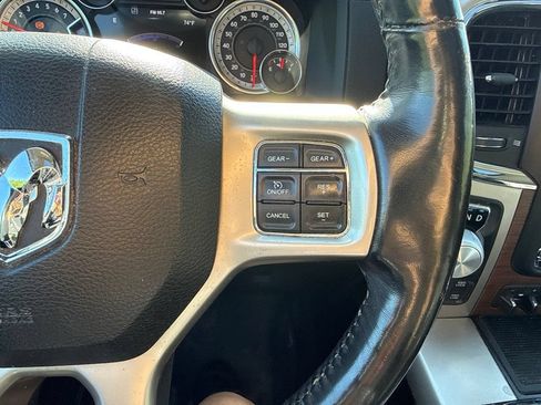 Used 2015 RAM 1500 Laramie w/ Convenience Group AWD/4WD image 20