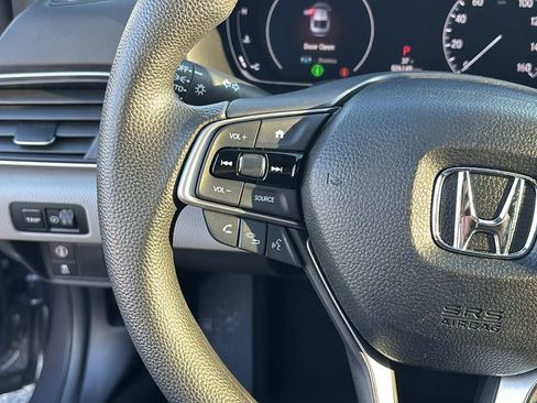 Used 2018 Honda Accord LX image 17
