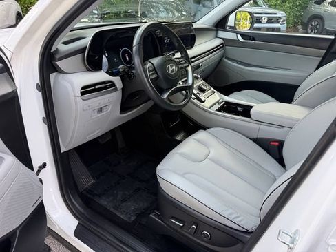 Used 2024 Hyundai Palisade SEL w/ Premium Package AWD/4WD image 12