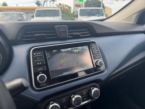 Used 2025 Nissan Versa SV FWD image 22
