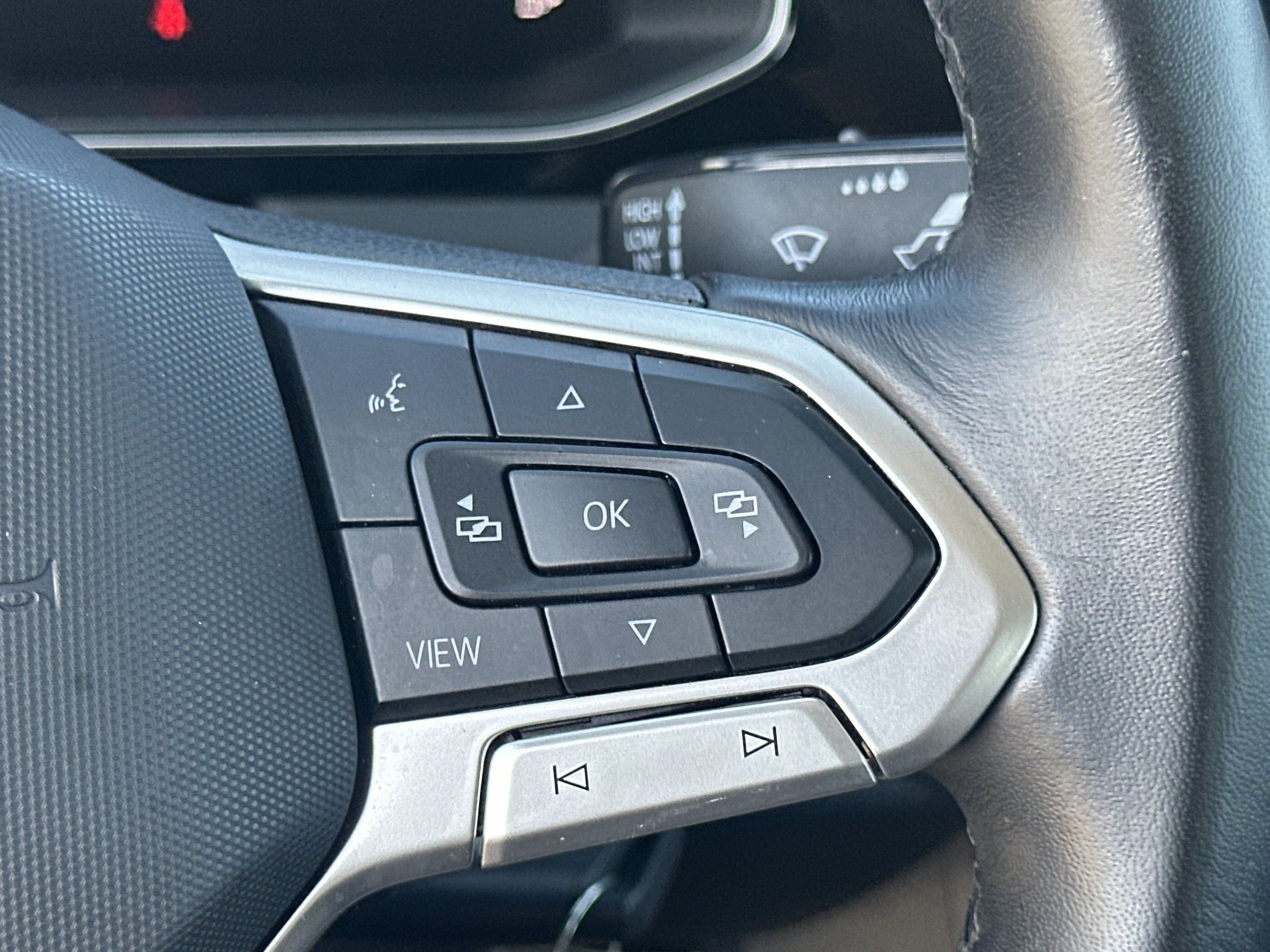 Used 2025 Volkswagen Jetta S FWD image 25