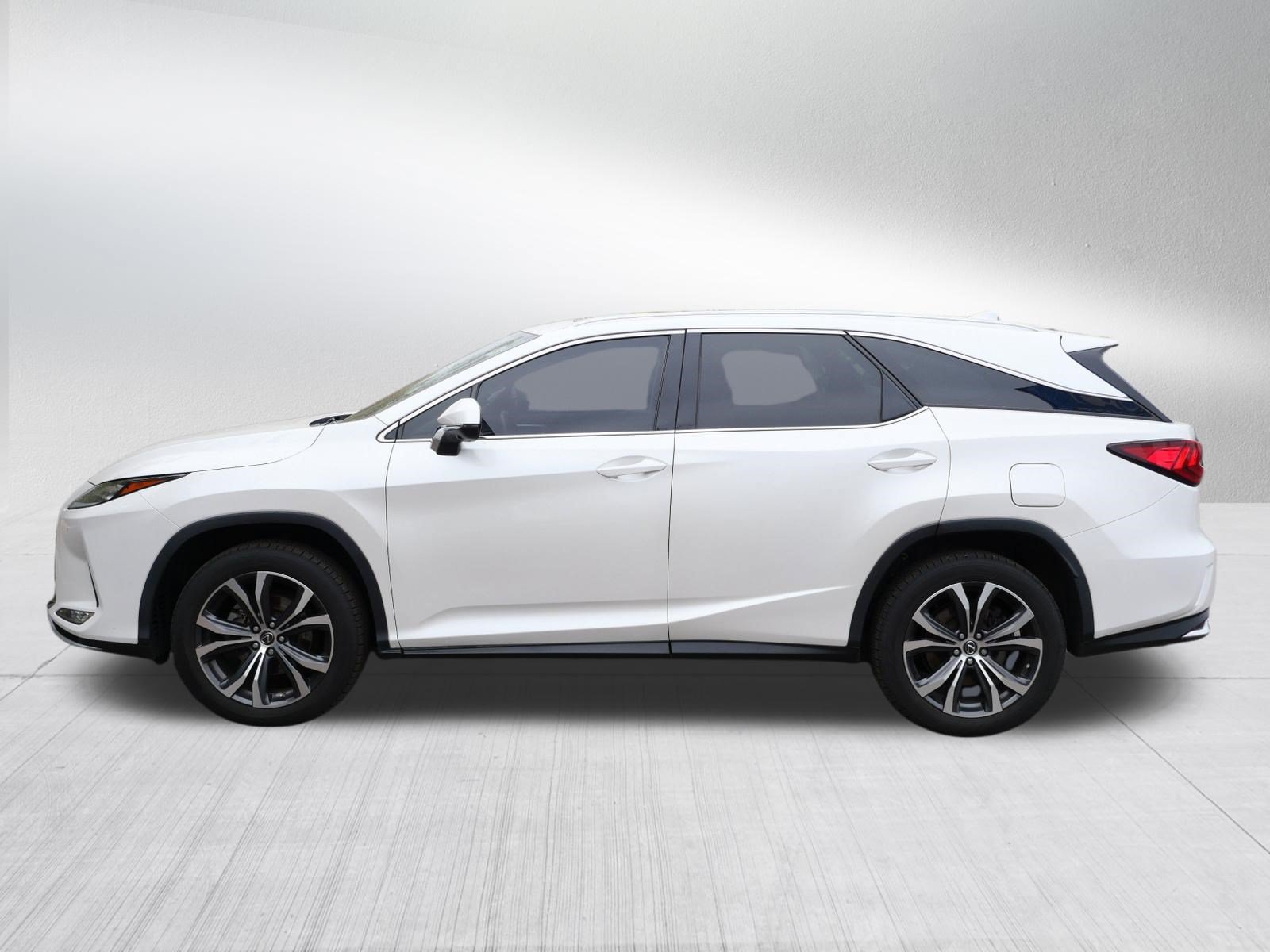 Used 2022 Lexus RX 450hL AWD w/ Premium Package image 4