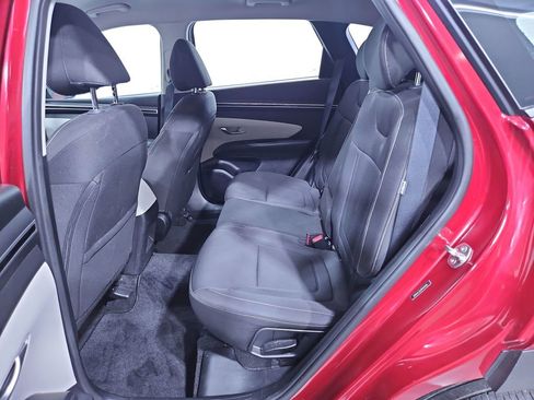 Certified 2024 Hyundai Tucson SE image 25