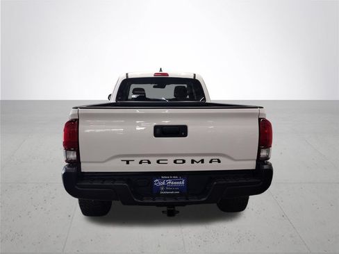 Used 2022 Toyota Tacoma SR RWD image 12