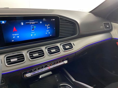 New 2026 Mercedes-Benz GLE 53 AMG 4MATIC Coupe image 32