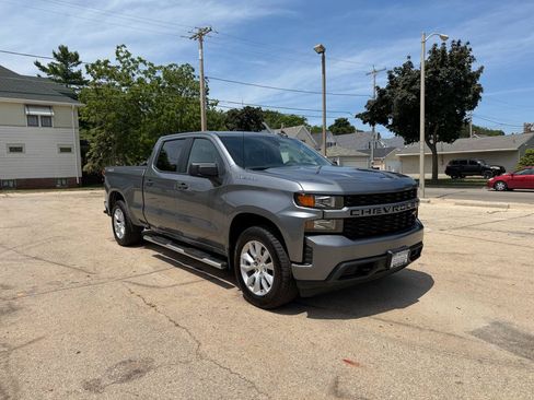 Used 2021 Chevrolet Silverado 1500 Custom w/ Safety Confidence Package AWD/4WD image 1