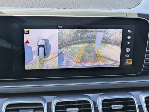 Used 2023 Mercedes-Benz GLS 63 AMG AMG GLS 63 image 22