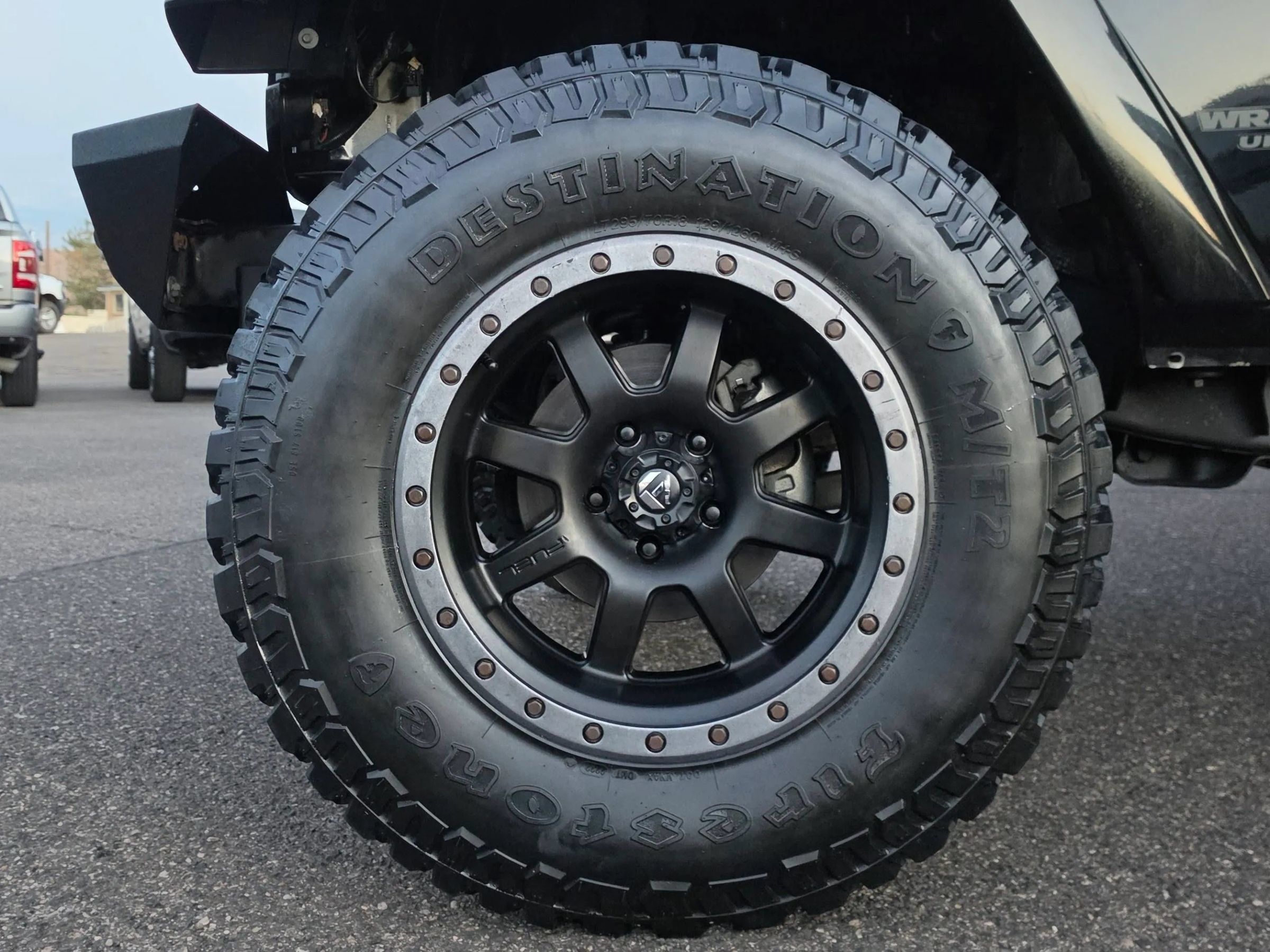 Used 2017 Jeep Wrangler Unlimited Sahara AWD/4WD image 34