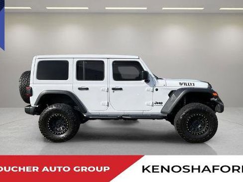 Used 2024 Jeep Wrangler Sport image 4