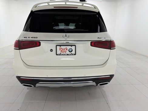 Used 2023 Mercedes-Benz GLS 450 4MATIC image 4