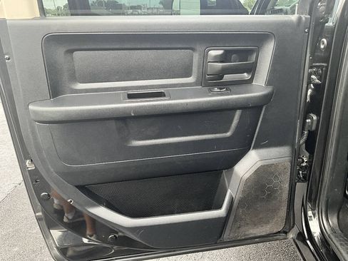 Used 2015 RAM 2500 Tradesman w/ Chrome Appearance Group AWD/4WD image 25