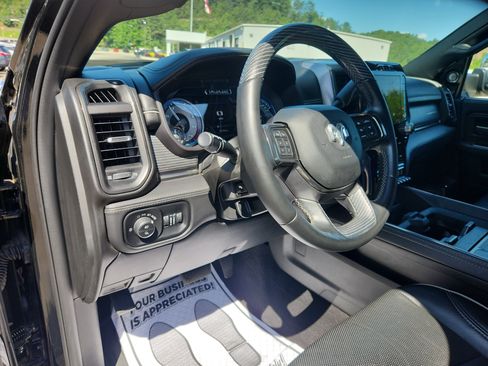 Used 2021 RAM 2500 Limited AWD/4WD image 16