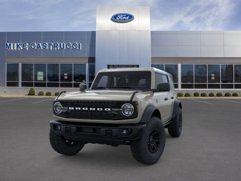 New 2026 Ford Bronco Big Bend w/ Black Diamond Package AWD/4WD image 2