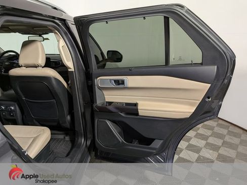 Used 2020 Ford Explorer Limited w/ Class III Trailer Tow Package AWD/4WD image 38