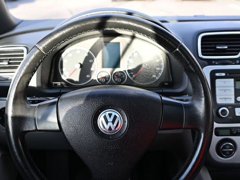 Used 2007 Volkswagen Eos 2.0T FWD image 16