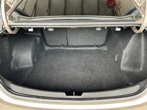 Used 2024 Ford Expedition Limited image 54