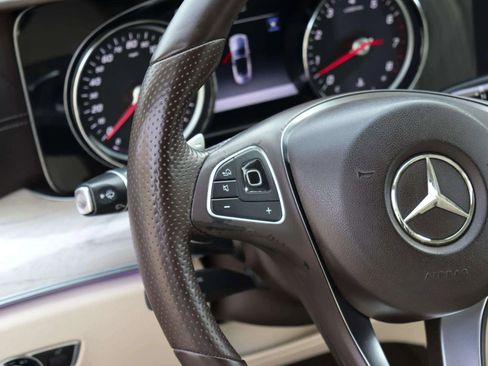 Used 2018 Mercedes-Benz E 400 4MATIC Cabriolet image 26