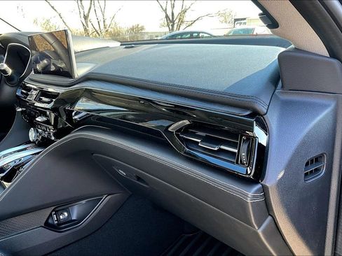 New 2026 Acura MDX w/ Advance Package image 14