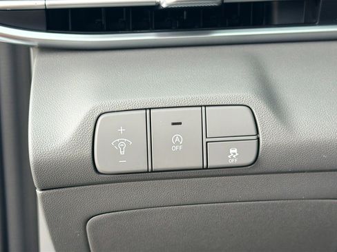 New 2026 Hyundai Elantra SE FWD image 28