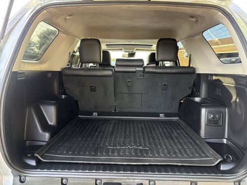 Used 2020 Toyota 4Runner Limited AWD/4WD image 25