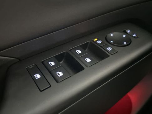 Used 2025 Hyundai Kona N Line S FWD image 17