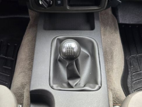 Used 2011 Nissan Xterra S AWD/4WD image 20