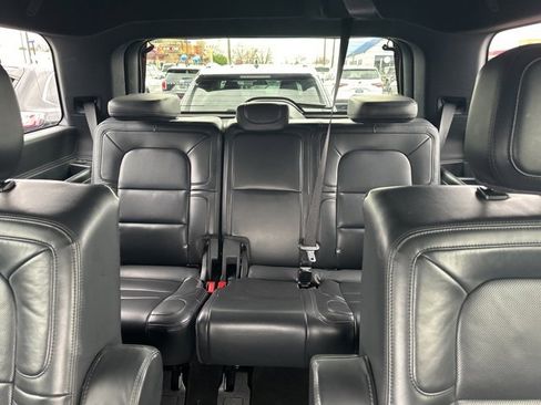 Used 2023 Lincoln Navigator Reserve image 31