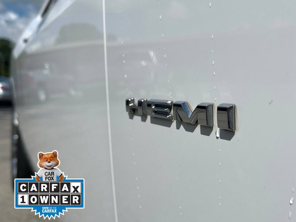 Used 2021 Dodge Challenger R/T RWD image 12