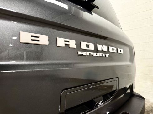 Used 2023 Ford Bronco Sport Badlands w/ Premium Package AWD/4WD image 8