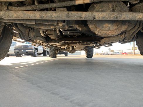 Used 2022 RAM 2500 Tradesman w/ Chrome Appearance Group image 10