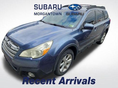 Used 2014 Subaru Outback 2.5i Premium w/ Moonroof Package AWD/4WD image 1
