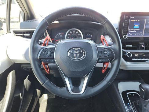 Used 2022 Toyota Corolla SE image 16