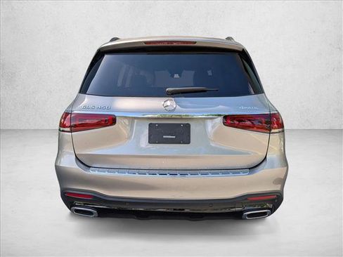 Used 2023 Mercedes-Benz GLS 450 4MATIC image 3